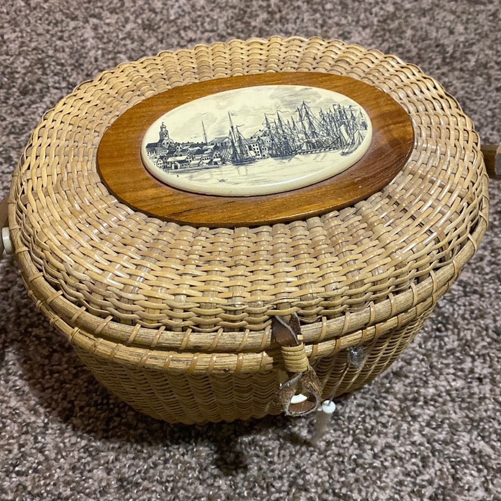 Nantucket basket purse